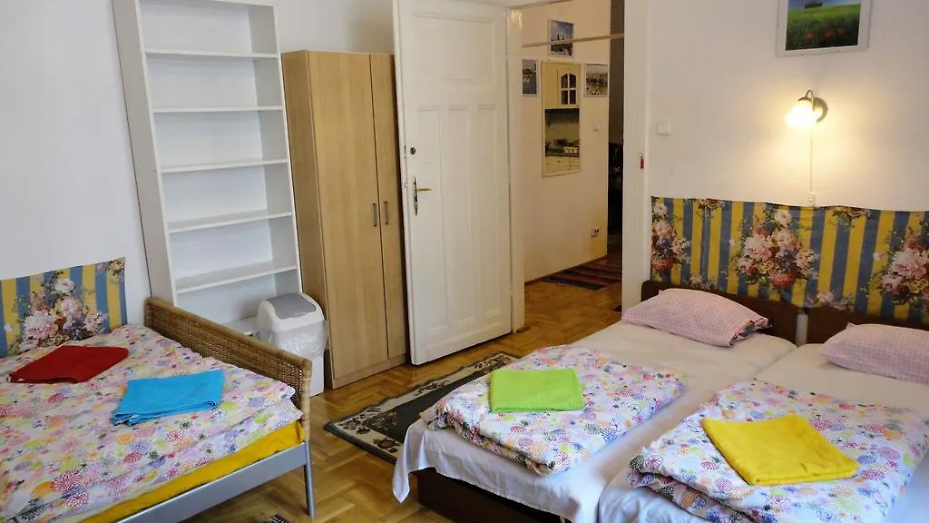 Garibaldi 5 Apartments & Rooms Budapest