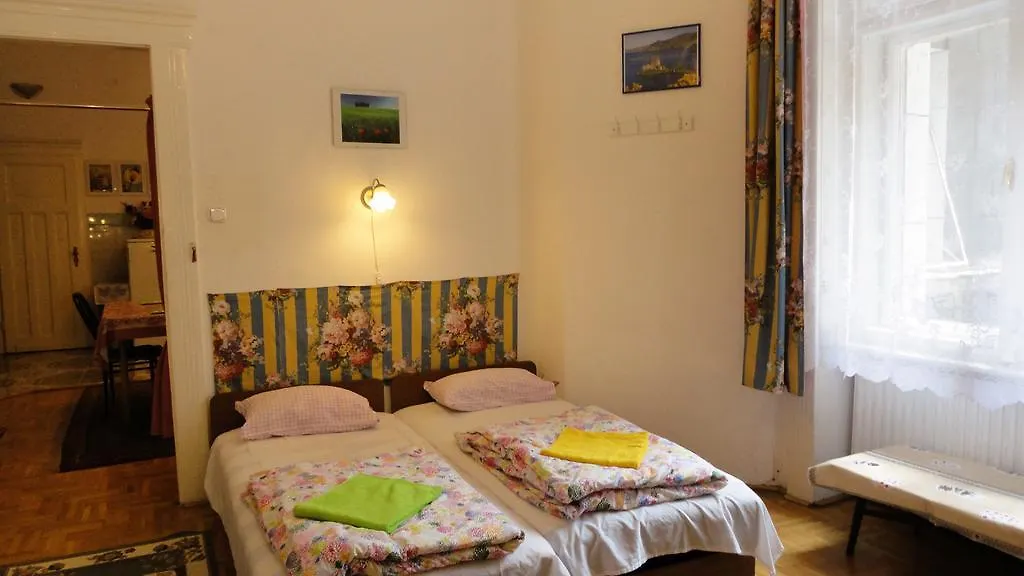 Garibaldi 5 Apartments & Rooms Budapest