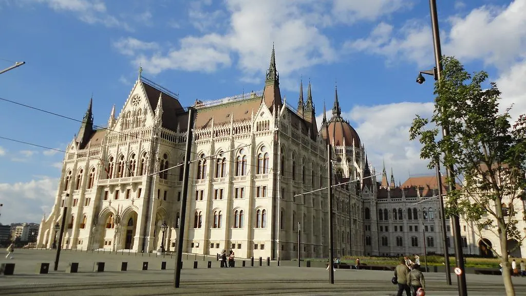 Garibaldi 5 Apartments & Rooms Budapest 0*,  Hungary